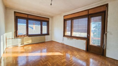 Eladó Ház 2251 Tápiószecső Duplatelekre épült családi ház, szép kilátással a határra