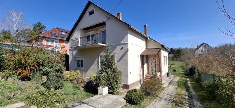 Eladó Ház 8174 Balatonkenese 