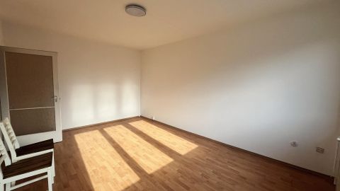 Eladó Lakás 9700 Szombathely Rohoncin haladás pálya közelében