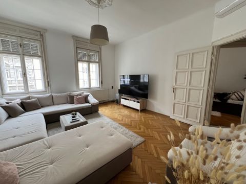 Eladó Lakás 1076 Budapest 7. kerület 