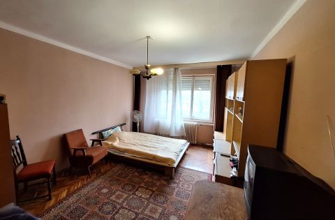 Eladó Lakás 2060 Bicske 
