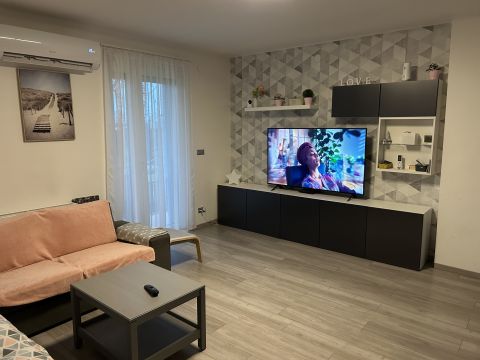 Eladó Ház 6000 Kecskemét , Petőfivárosban eladó családi ház