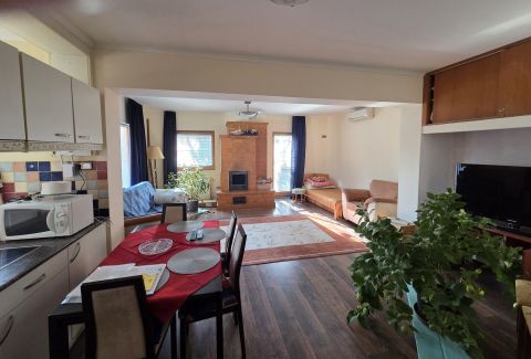 Eladó Ház 2016 Leányfalu Leányfalun 4 házból álló apartmanegyüttes eladó 