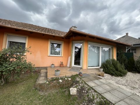 Eladó Ház 2365 Inárcs , Központ