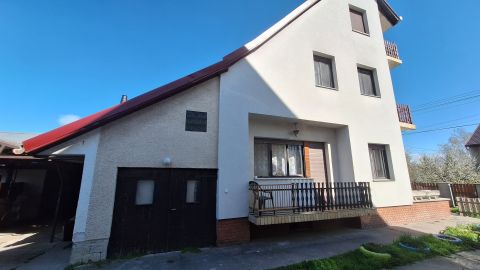 Eladó Ház 2457 Adony Buszmegálló közelében