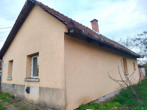 Eladó Ház 5121 Jászjákóhalma , 5121 Jászjákóhalma, csendes kisutca