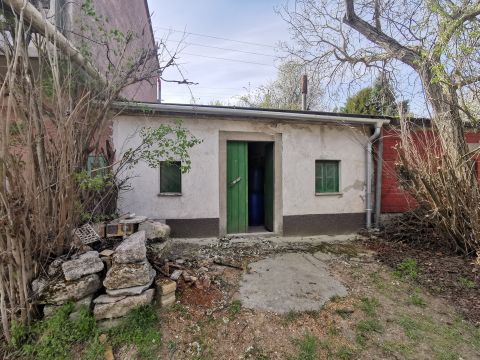 Eladó Telek 2541 Lábatlan  