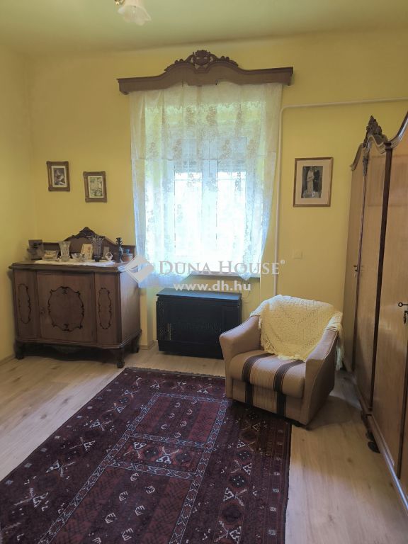 9023 Győr , NÁDORVÁROSI TÉGLALAKÁS KIVÁLÓ LOKÁCIÓVAL! — 1/22