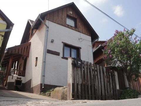 Eladó Ház 2013 Pomáz 