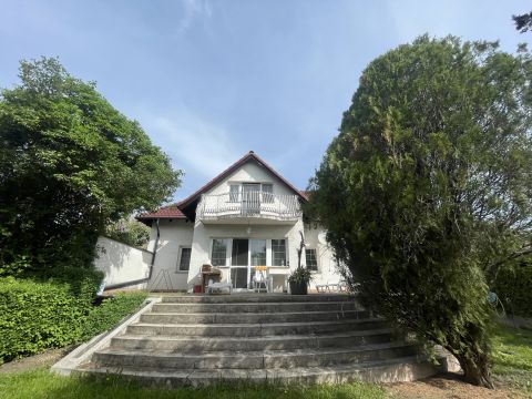 Eladó Ház 2040 Budaörs 