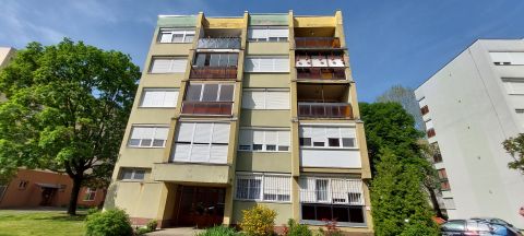 Eladó Lakás 7200 Dombóvár 