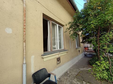 Eladó Lakás 2700 Cegléd Kossuth Ferenc utca