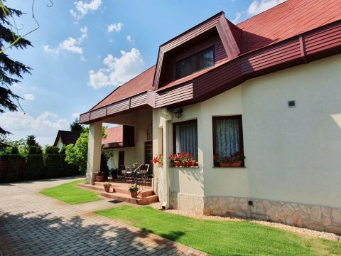 Eladó Ház 4431 Nyíregyháza Sóstófürdő