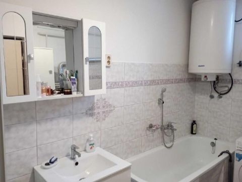 Eladó Ház 8126 Sárszentágota , 8126 Sárszentágota, Csendes