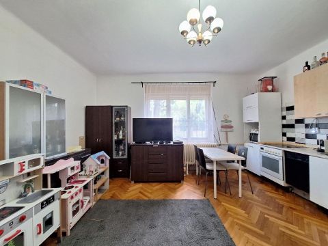 Eladó Lakás 1174 Budapest 17. kerület , 1174 Budapest 17, Rákoshegy