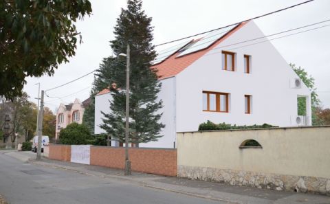 Eladó Lakás 7633 Pécs , Egyetemváros