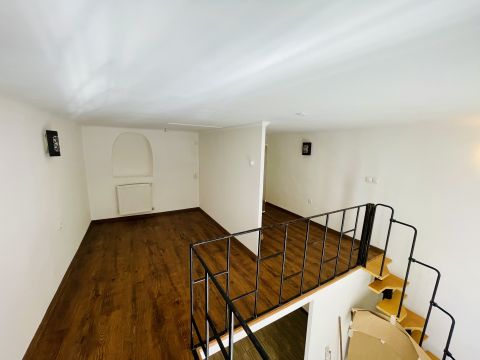 Eladó Üzlethelyiség 1078 Budapest 7. kerület Felújított ingatlan a belváros szívében