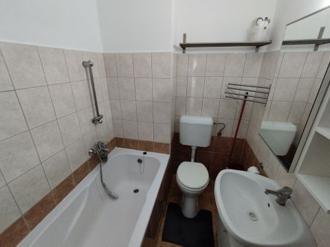 Kiadó Lakás 2800 Tatabánya 