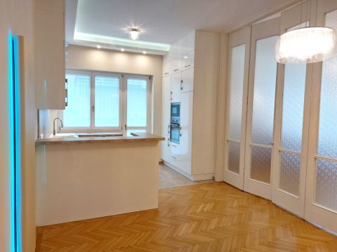 Kiadó Lakás 1137 Budapest 13. kerület , Pozsonyi út