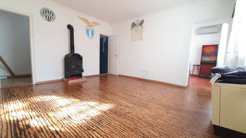 Eladó Ház 2251 Tápiószecső , Tápiószecső Nyugodt Csendes utcája