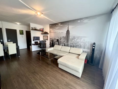 Eladó Lakás 8900 Zalaegerszeg , Göcseji út