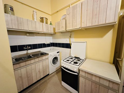 Eladó Lakás 1083 Budapest 8. kerület 
