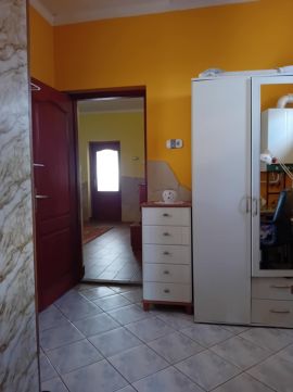 Eladó Ház 4150 Püspökladány Város zajától távol, zöld övezetben családi ház eladó