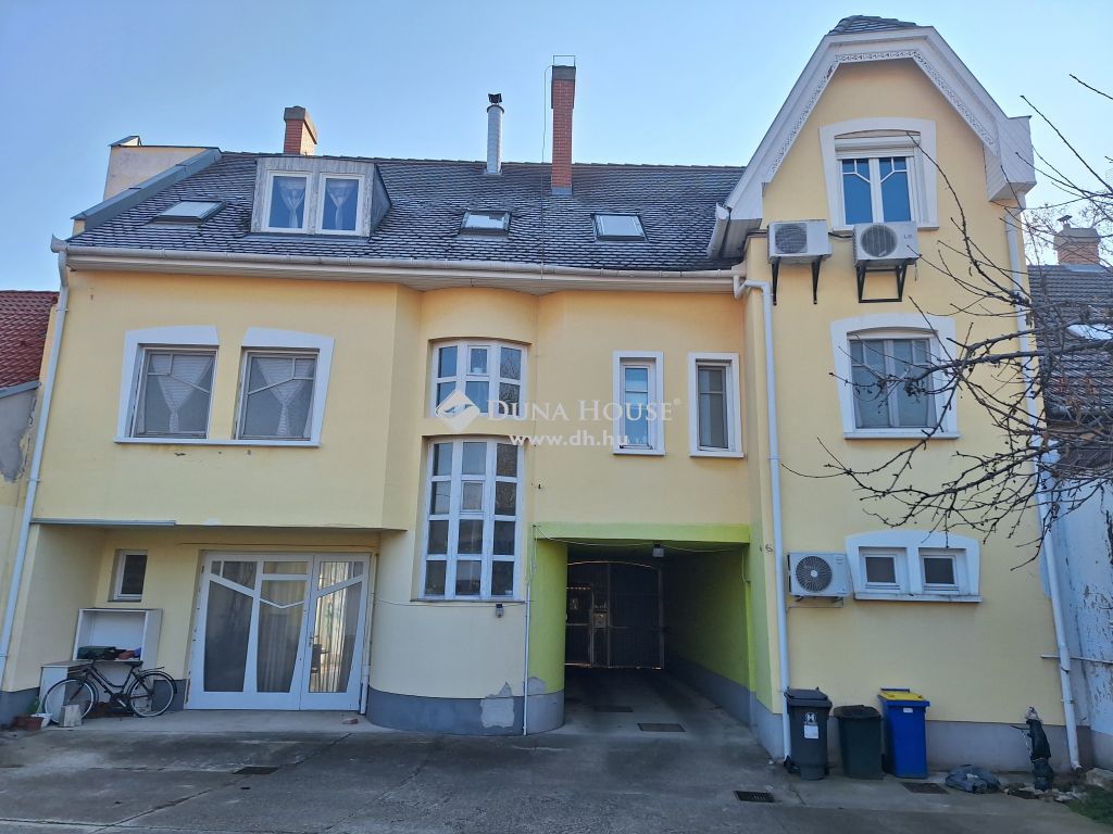 6000 Kecskemét , Mária körút — 1/17