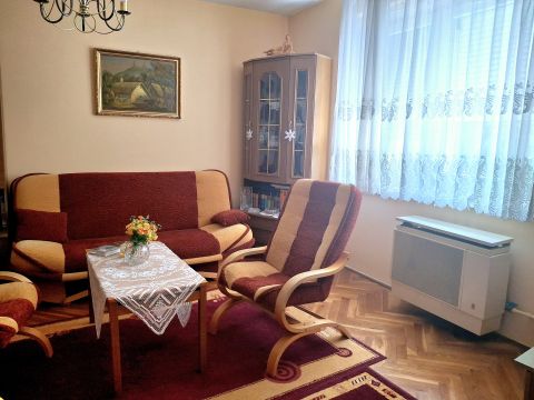 Eladó Lakás 3200 Gyöngyös , Csalogány utcában