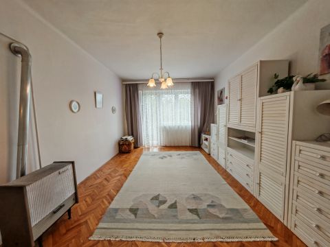 Eladó Lakás 5000 Szolnok 