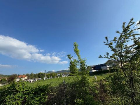 Eladó Telek 2096 Üröm , 2096 Üröm, 3153 hrsz, lakópark,
