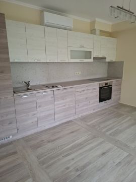 Kiadó Lakás 7100 Szekszárd , Szekszárd, Kölcsey ltp