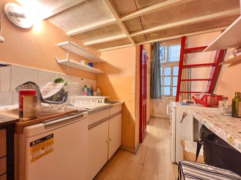 Eladó Iroda 1078 Budapest 7. kerület , Kezdőlakás a belvároshoz közel
