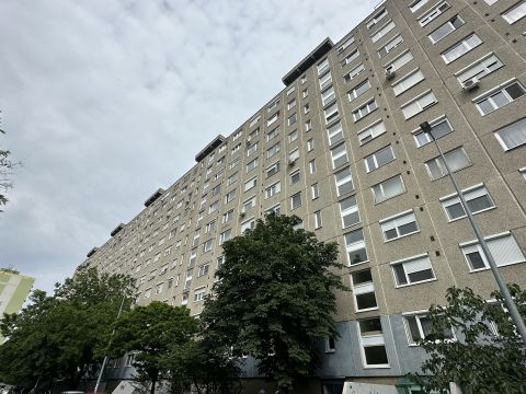 Eladó Lakás 1181 Budapest 18. kerület 