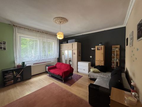 Eladó Lakás 1046 Budapest 4. kerület , Rákospalota-Újpest vasútállomás környéke