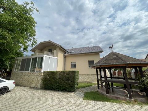 Eladó Ház 9600 Sárvár , Sárvár Rákóczi Ferenc út