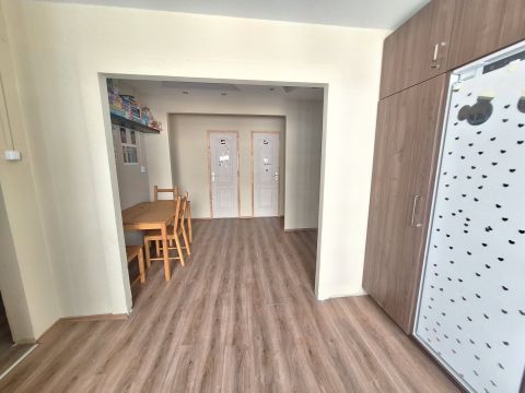 Eladó Lakás 2800 Tatabánya 