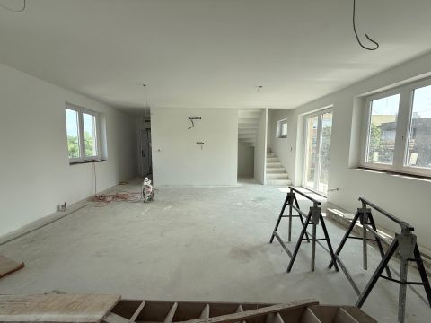 Eladó Lakás 1141 Budapest 14. kerület ÚJ, NAPPALI+3 SZOBÁS, DUPLEX, ERKÉLYES LAKÁS.