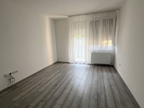 Eladó Lakás 8900 Zalaegerszeg , Landorhegy