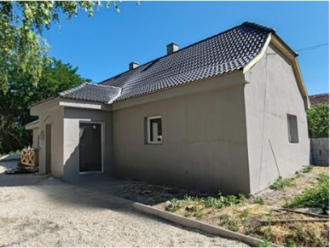 Eladó Ház 8653 Ádánd 