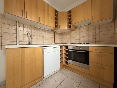 Eladó Lakás 6000 Kecskemét , Kecskeméten 1. emeleti, 62 m2-es, erkélyes lakás eladó 