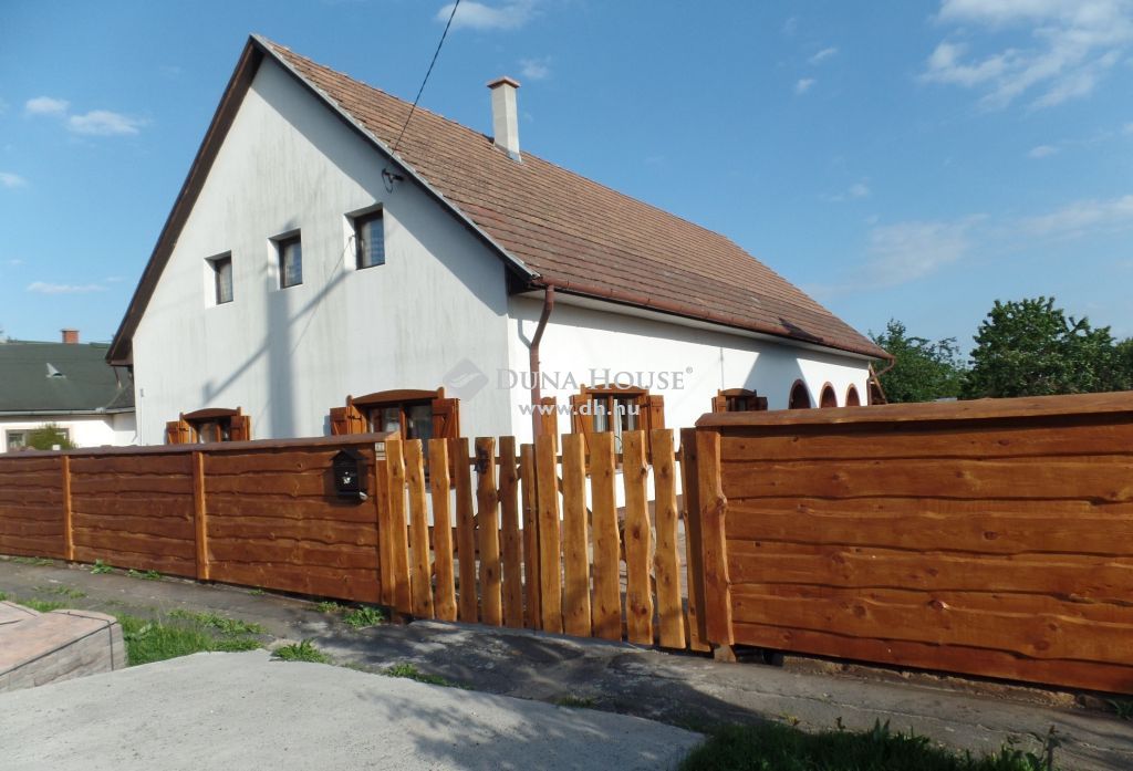 8638 Balatonlelle — 1/33