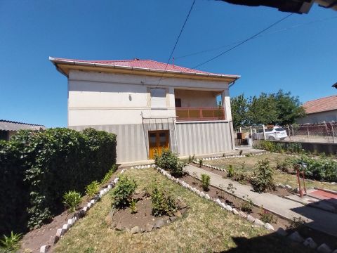 Eladó Ház 3036 Gyöngyöstarján , Csendes, panorámás, zöldövezeti részen eladó