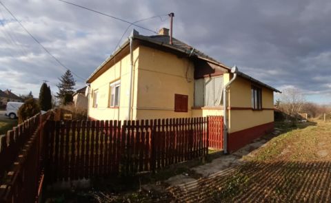 Eladó Ház 4900 Fehérgyarmat 