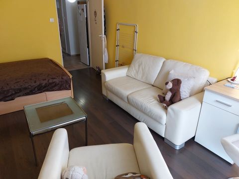 Kiadó Lakás 7623 Pécs 