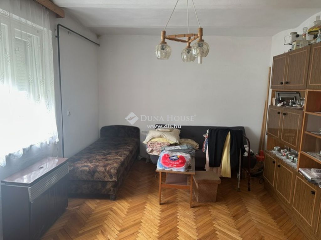 2455 Beloiannisz — 1/27