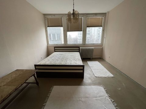 Eladó Lakás 6000 Kecskemét ELADÓ BELVÁROSI, 2 SZOBÁS LAKÁS LIFTES HÁZBAN!