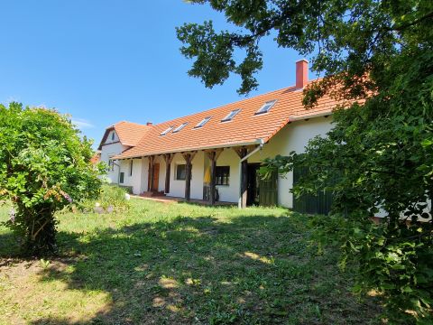 Eladó Ház 8885 Valkonya 