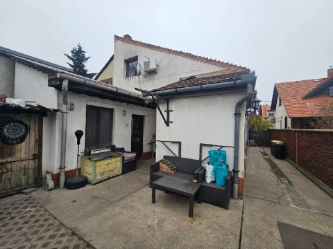 Eladó Ház 1196 Budapest 19. kerület , 1196 Budapest 19, Fő utca