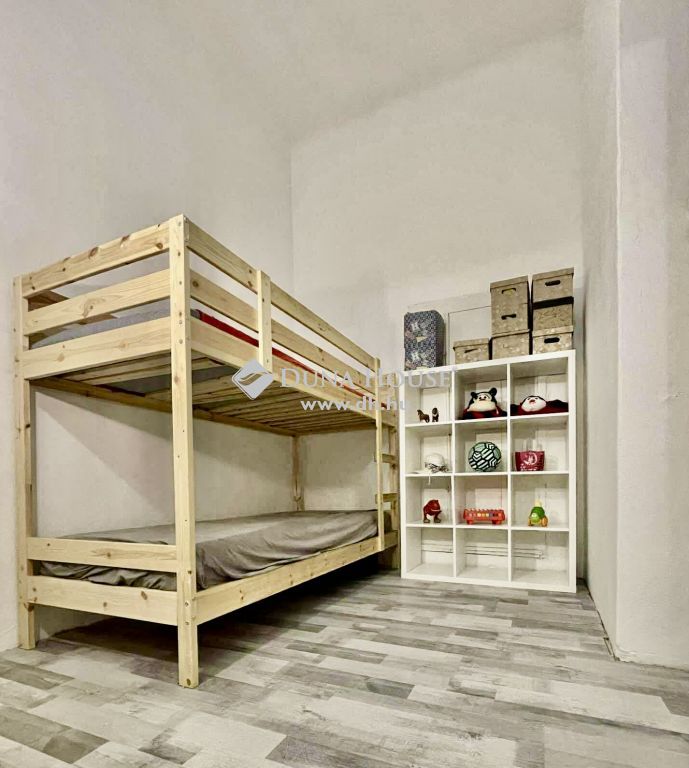 1024 Budapest 2. kerület , Garas utca — 1/8